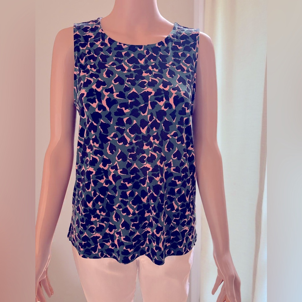 41 Hawthorn Woman’s Sleeveles Top Green, Pink, & Black Small (3 for $12 item)